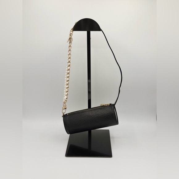 Louis Vuitton Epi Pochette Souflott Bag - Picture 11 of 13